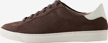 Next Низкие кроссовки 'Forever Comfort' в Коричневый: спереди