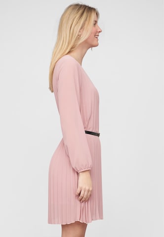 Abito di Cloud5ive in rosa