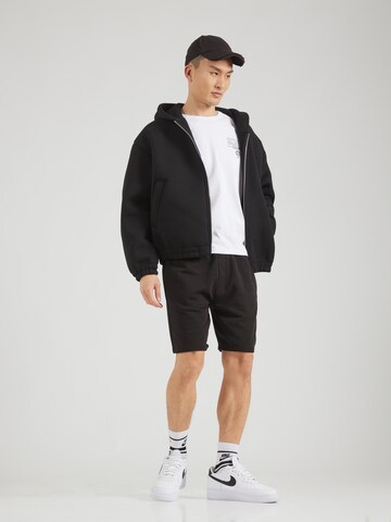 ALPHA INDUSTRIES T-Shirt 'Berlin Candy Bomber' in Weiß
