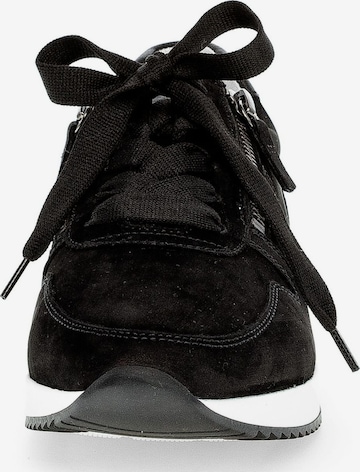 Sneaker bassa di GABOR in nero