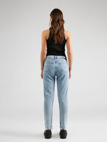 Tommy Jeans Regular Jeans 'IZZIE SLIM' in Blue