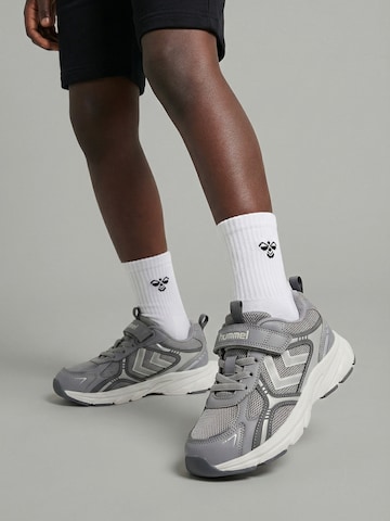Baskets 'Effort One' Hummel en gris : devant