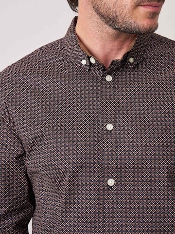 Coupe regular Chemise Deeluxe en noir