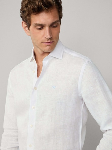 Coupe regular Chemise Hackett London en blanc