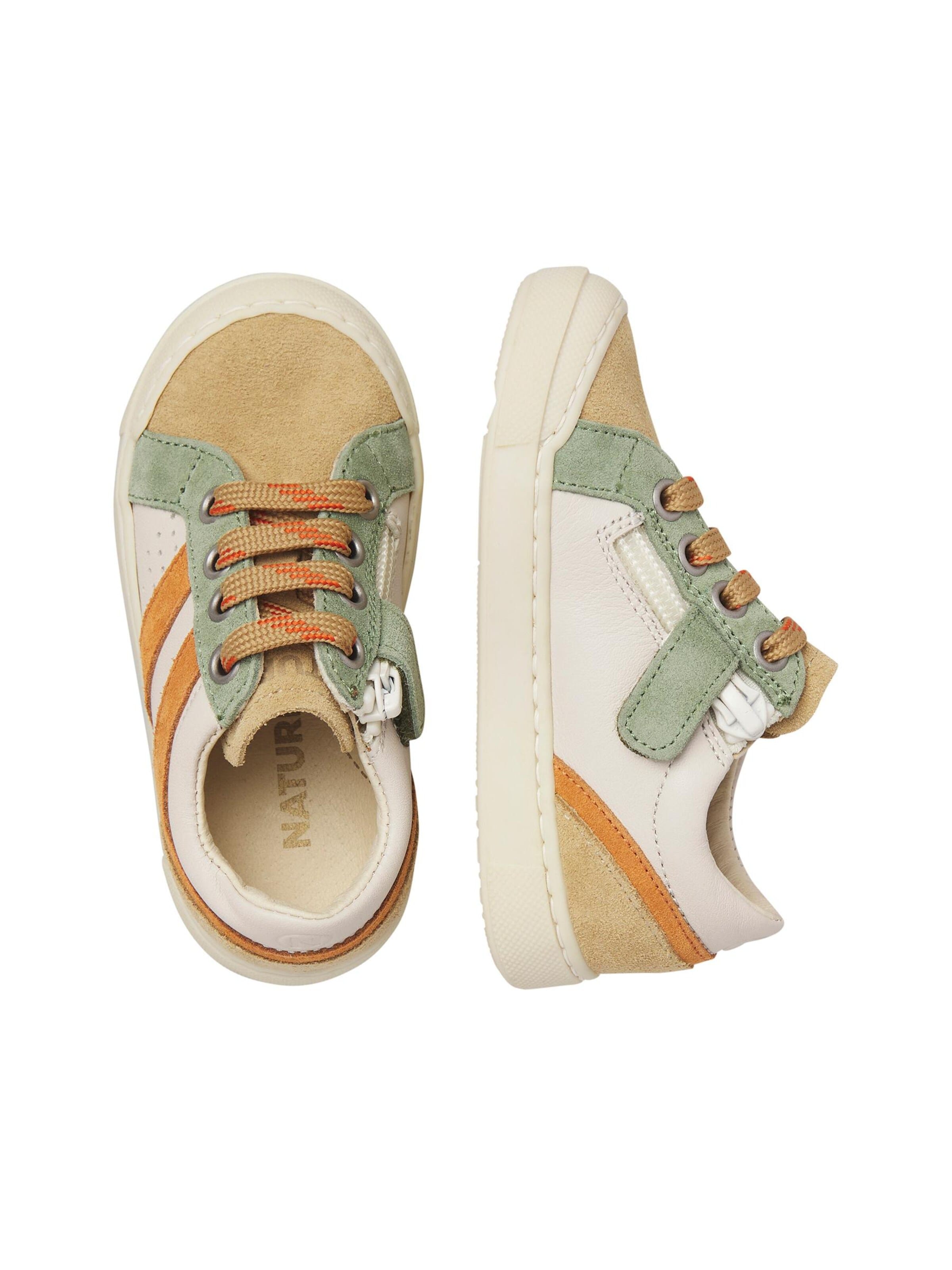 Chaussure basse 'Zylka' NATURINO en blanc