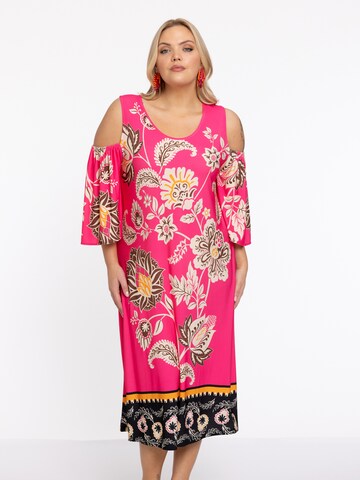 YOEK Jurk in Roze: voorkant