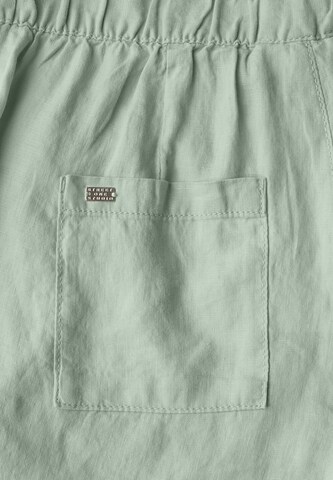 Street One Studio Loosefit Shorts in Grün