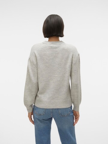 VERO MODA Sweter 'RILEY' w kolorze szary
