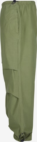 Urban Classics - Tapered Pantalón en verde