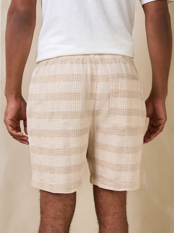 Next Regular Broek in Beige