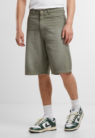 Urban Classics Loose fit Pants '90's' in Green