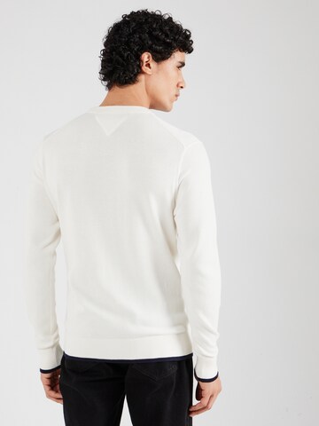 TOMMY HILFIGER Sweater in White