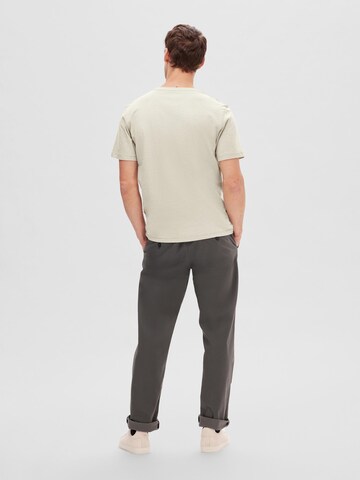 SELECTED HOMME T-Shirt 'Aspen' in Grau