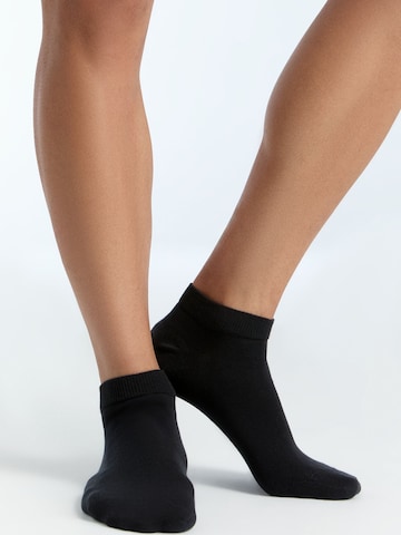 Albero Natur Ankle Socks in Black
