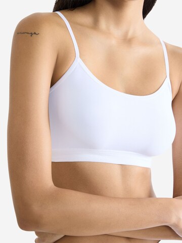 Maillot de corps ' Fresh n Free Top ' SLOGGI en blanc