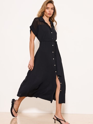 Lipsy - Vestidos camiseiros em preto