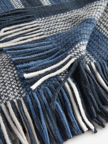 Next Schal in Blau