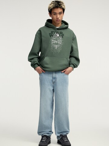 Pull&Bear Sweatshirt in Grün