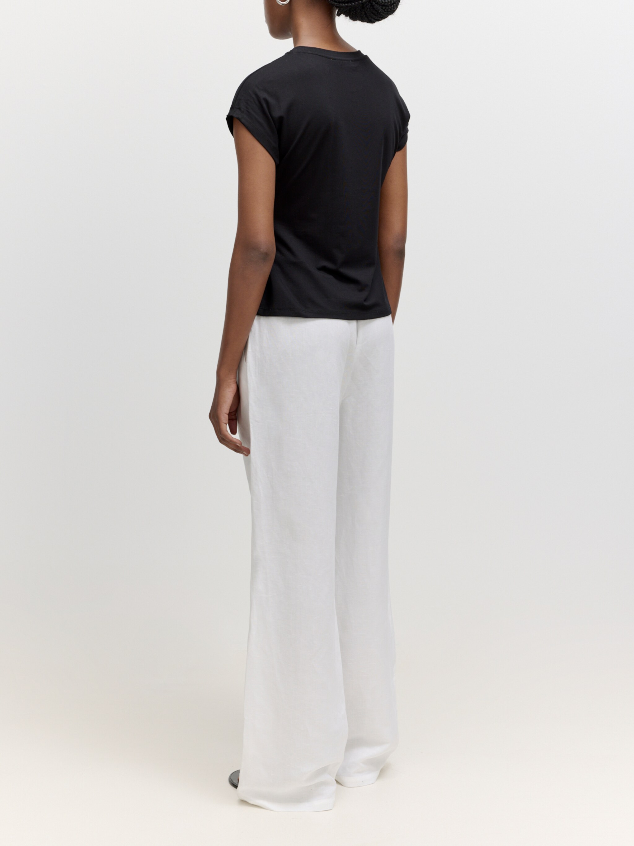 EDITED Produits T-shirt 'Ihana' noir