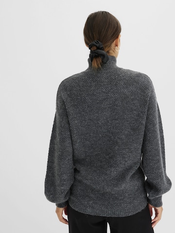 Pull-over bonprix en gris