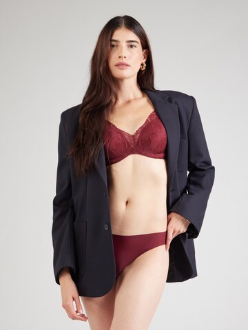 Bustino Reggiseno 'Body Make-Up Illusion' di TRIUMPH in rosso
