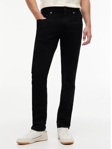 Tommy Jeans - Slimfit Vaquero 'SCANTON' en negro: frente