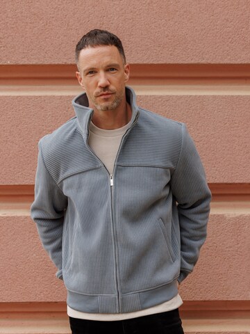 DAN FOX APPAREL Between-season jacket 'Maurice' in Blue
