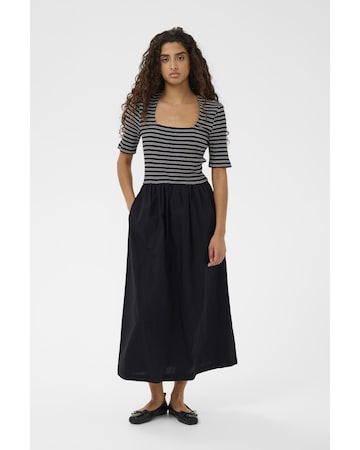 SOAKED IN LUXURY Jurk 'SLSimone' in Zwart: voorkant