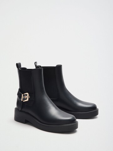 Boots chelsea di Lipsy in nero