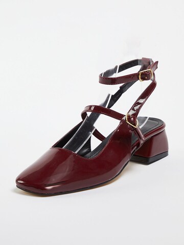 Escarpins Trendyol en rouge : devant