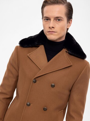 Antioch Winter coat in Brown