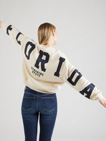 ONLY Sweatshirt in Beige