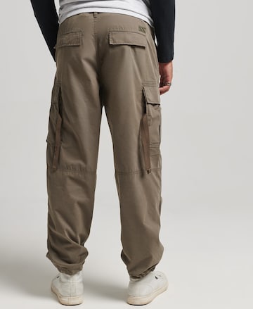 Superdry Loosefit Cargobroek in Groen