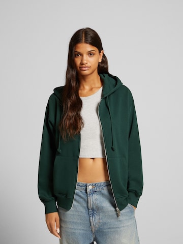 Bershka Sweat jacket in Green: front