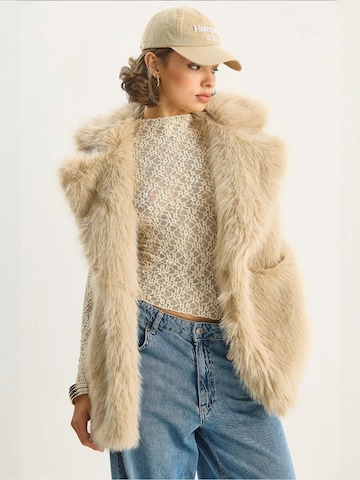 Bianco Lucci - Colete em bege