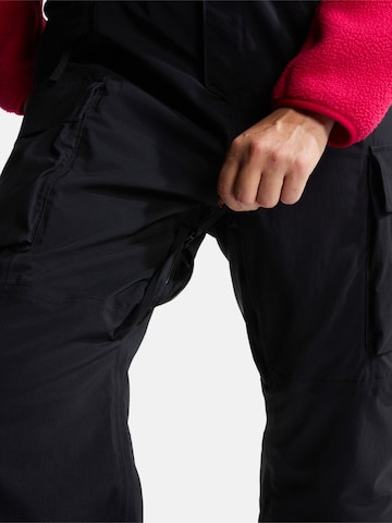 Regular Pantaloni sport '6515 - NF' de la THE NORTH FACE pe negru