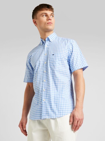 Coupe regular Chemise 'Summer Vichy' FYNCH-HATTON en bleu : devant