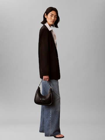Calvin Klein Shoulder Bag in Black: front
