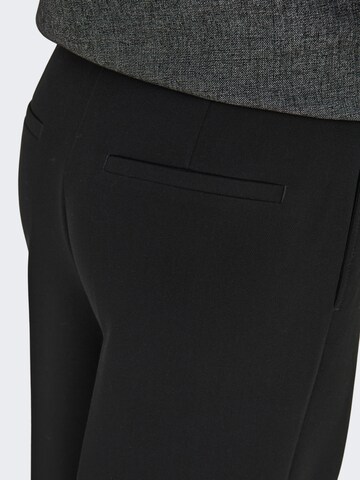 Wide leg Pantaloni con pieghe di JDY in nero