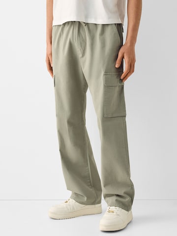 Loosefit Pantaloni cu buzunare de la Bershka pe verde