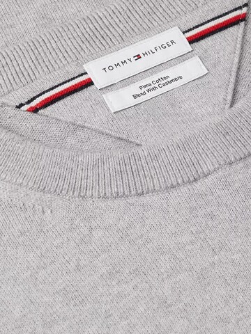 TOMMY HILFIGER Tricot 'PIMA ORG CTN CASHMERE MW0MW28046' in Grijs