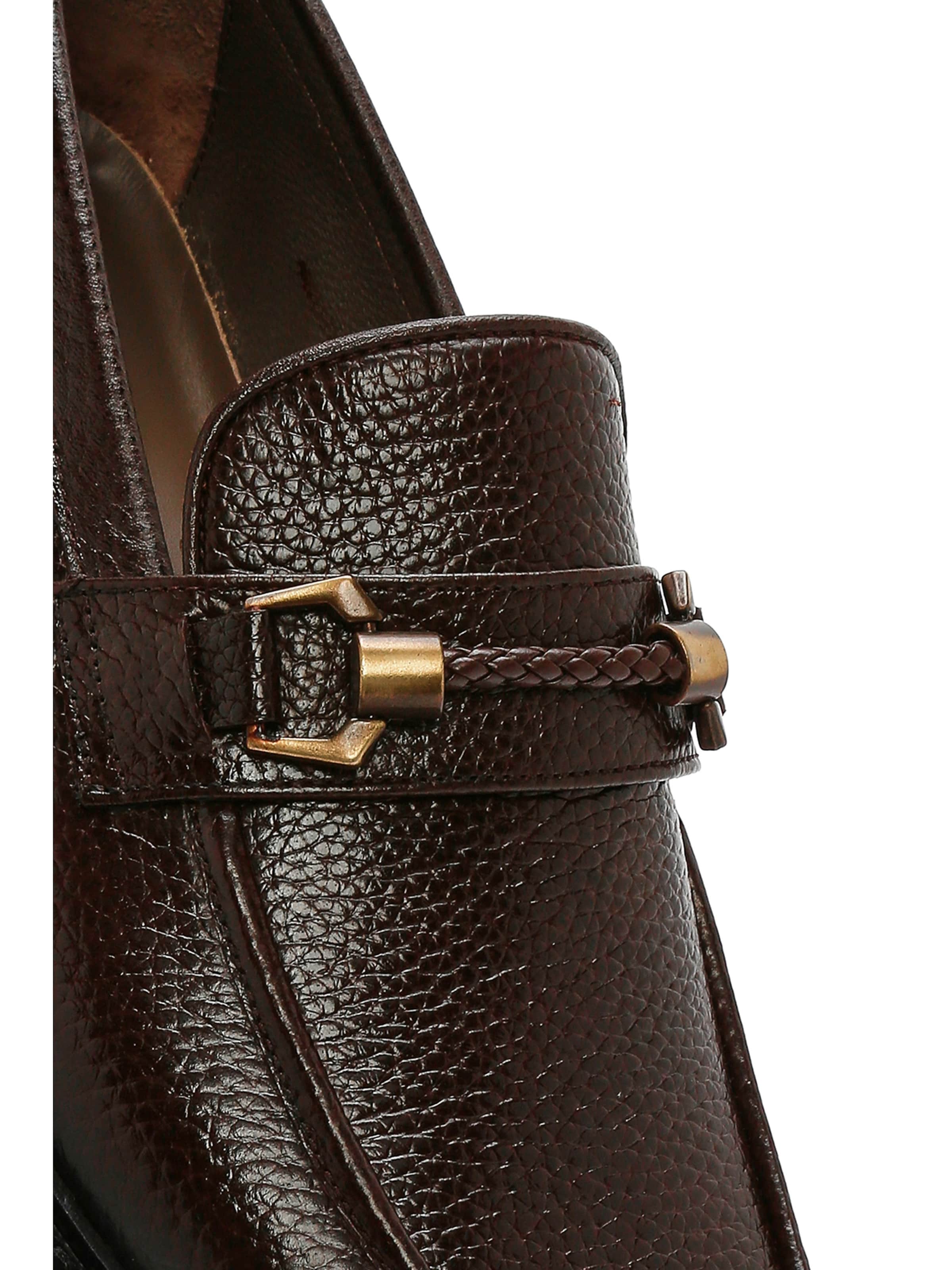 Chaussure basse Derimod en marron