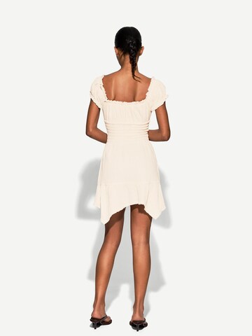 Robe Bershka en gris
