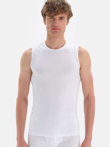 Dagi - Camisola interior em branco: frente