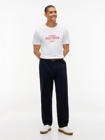 TOMMY HILFIGER Футболка 'Brand Love' в Белый