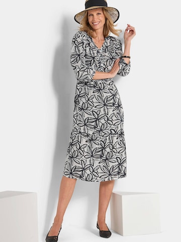 Robe Goldner en noir