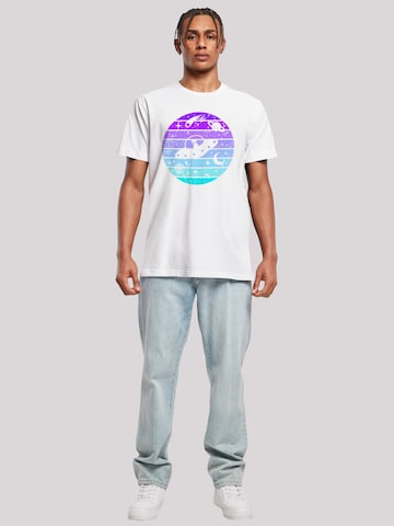T-Shirt 'Retro Alien Weltraum Sonnenuntergang' F4NT4STIC en blanc