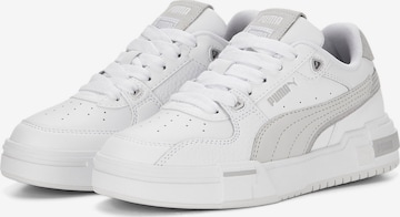 PUMA Sneakers in White: front