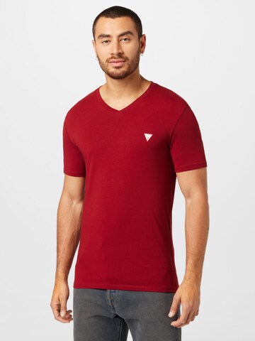 GUESS Bluser & t-shirts i rød: forside