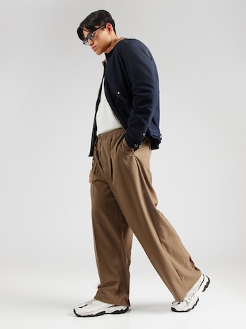 WEEKDAY Loose fit Pleated Pants in Beige